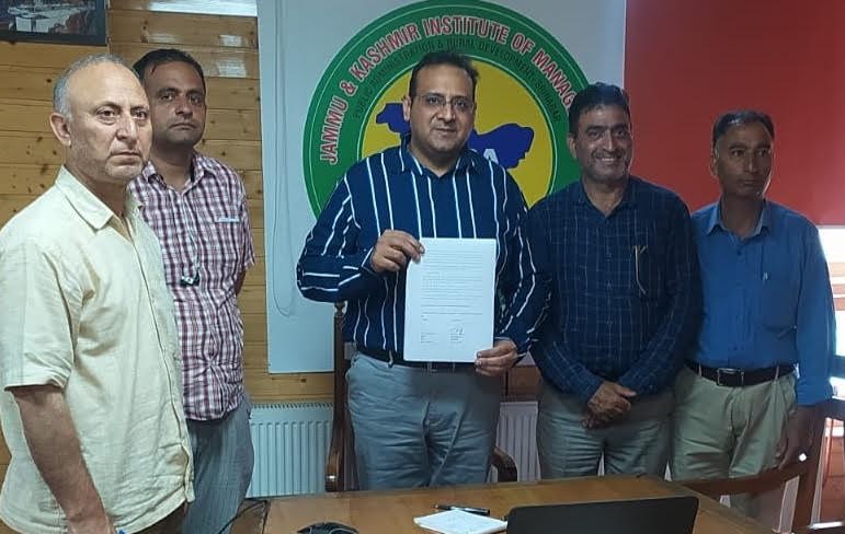 DG IMPARD signs MoU with Gujarat National Law University